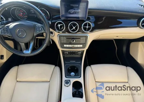 2019 Mercedes-Benz Cla 250 z USA, uszkodzony, nr VIN WDDSJ4EB4KN738662